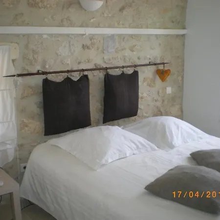 Couette-café L'oustau De Moungran